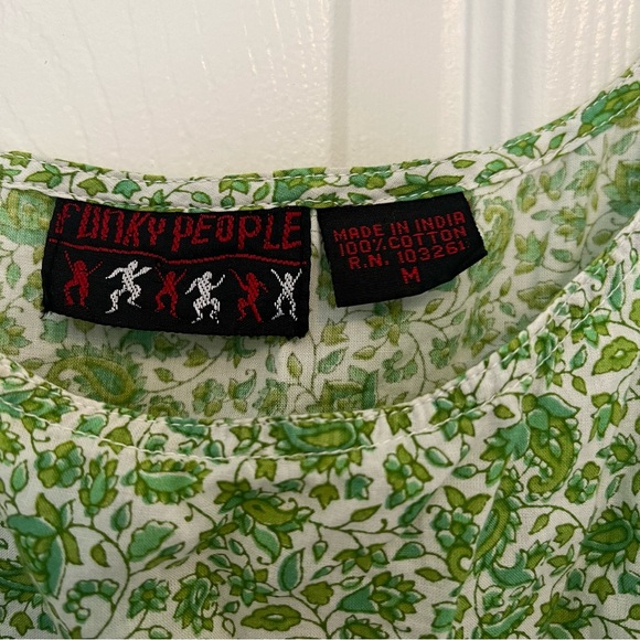 Green & White Floral Paisley Mini Dress - Picture 3 of 5